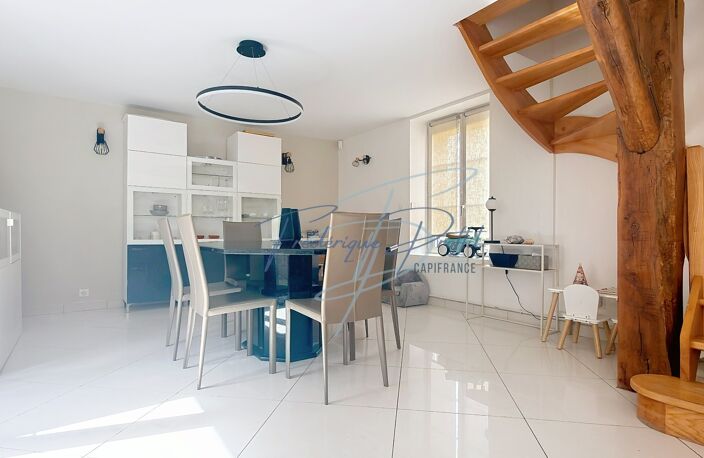 Maison familiale de caractère aux volumes généreux, à proximité de Senlis — photo 2