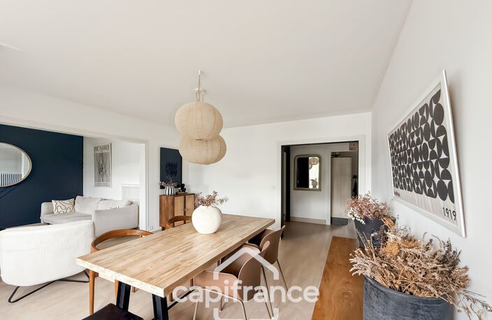 À VENDRE PONTIVY – Appartement rénové de plus de 73 m² au dernier étage, à 500 m du centre-ville — photo 4