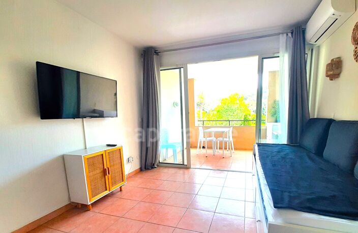 APPARTEMENT T2 TERRASSE + PARKING + PISCINE / 100M PLAGES  à vendre SIX-FOURS-LES-PLAGES (83) — photo 3