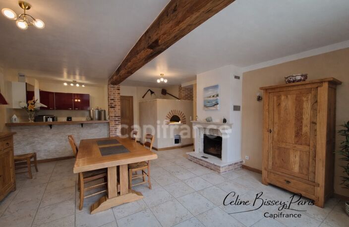 Maison 4 pièces, Plein Pied, 2 chambres, cuisine équipée américaine, dépendances, comble aménageable QUINCEROT (89) — photo 3