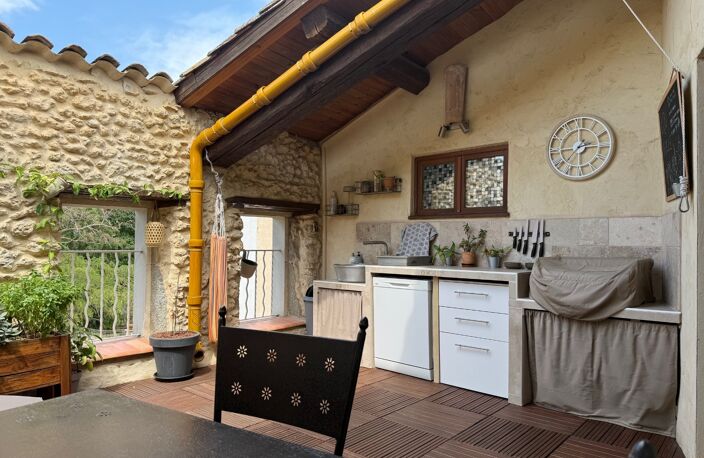 Maison de village en pierre rénovée avec terrasse tropézienne à Argeliers – 173 m² — photo 4