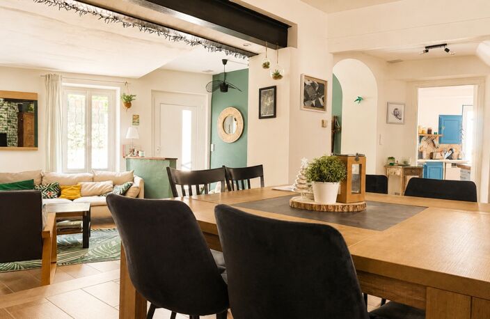 Maison de village en pierre rénovée avec terrasse tropézienne à Argeliers – 173 m² — photo 5