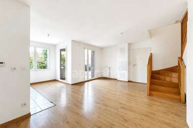 Appartement 3 pièces 243000 €