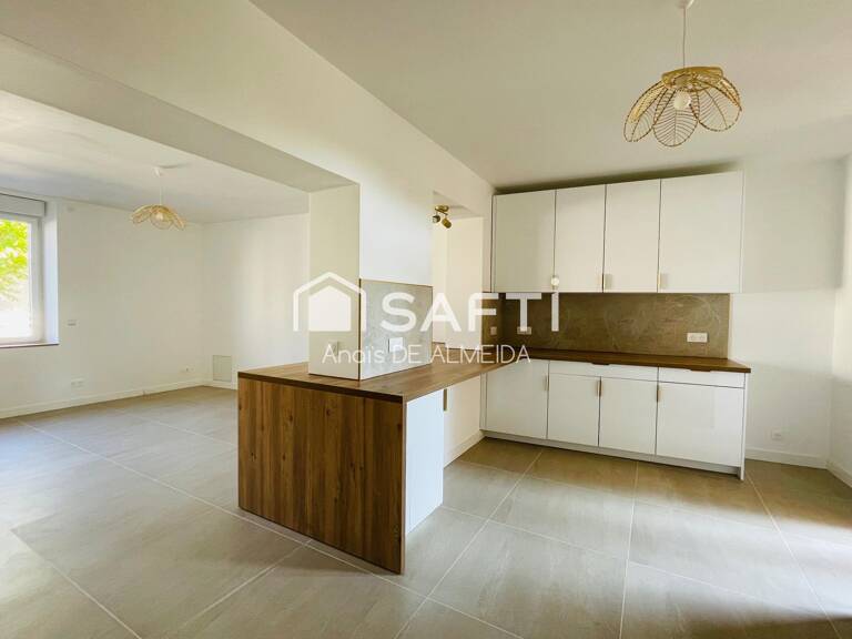 Posez vos valises dans cette maison entièrement rénovée, lumineuse et prête à vivre ! — photo 1