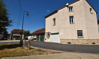 Maison 4 Pièces 127 m² à vendre à Le Mayet-de-Montagne (03250)