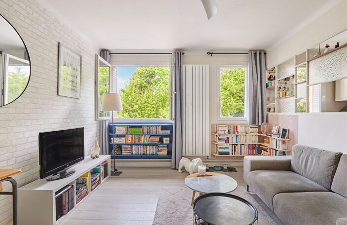 APPARTEMENT T3 RÉNOVÉ 54,70 M2 - SAINT-MITRE / JEAN DALMAS - — photo 3