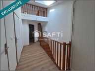 Appartement avec petit extérieur et cave. — photo 2