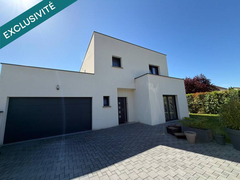 Les Mesneux  Maison contemporaine de 170 m²  4 chambres — photo 1
