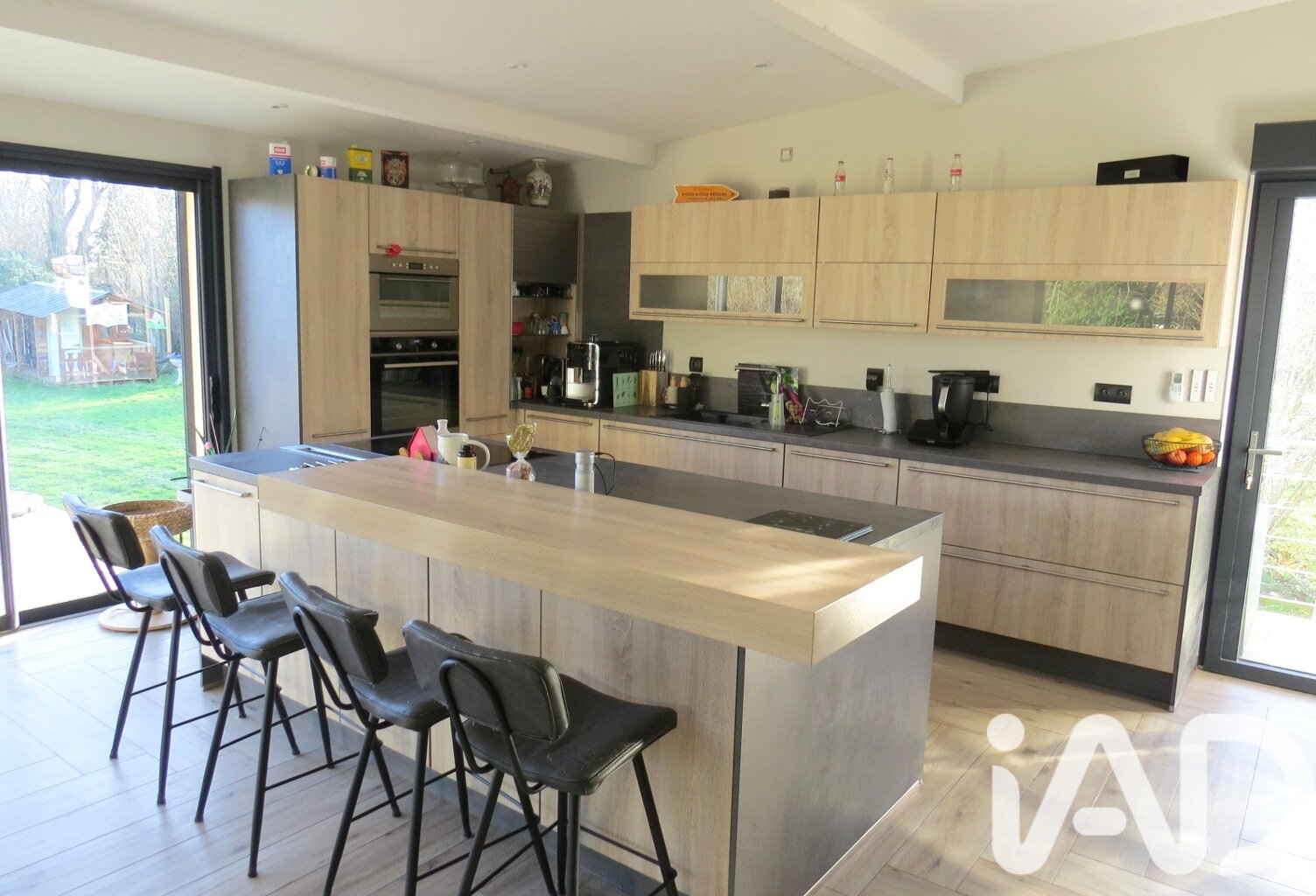Vente Maison/villa 11 pièces — photo 1