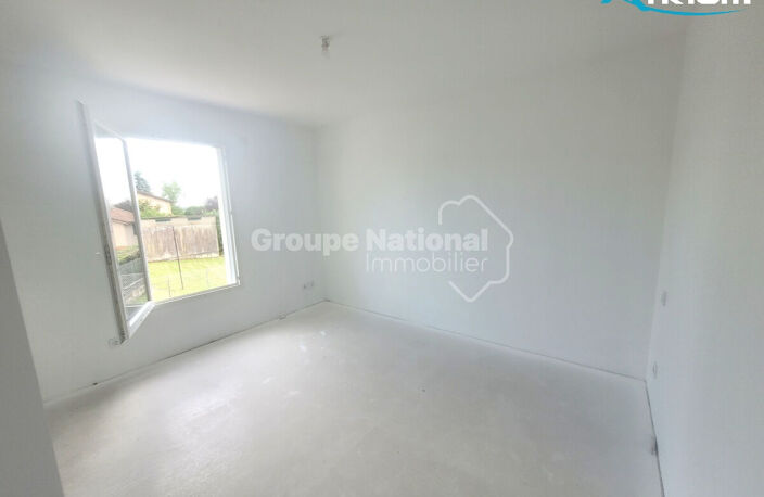 Maison contemporaine T6 de 135,40 m² avec garage et jardin — photo 4