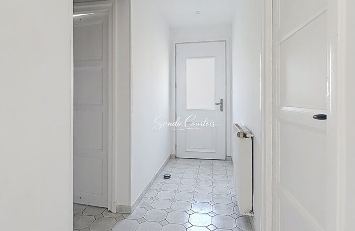 Vente Maison de ville 5 pièces — photo 4