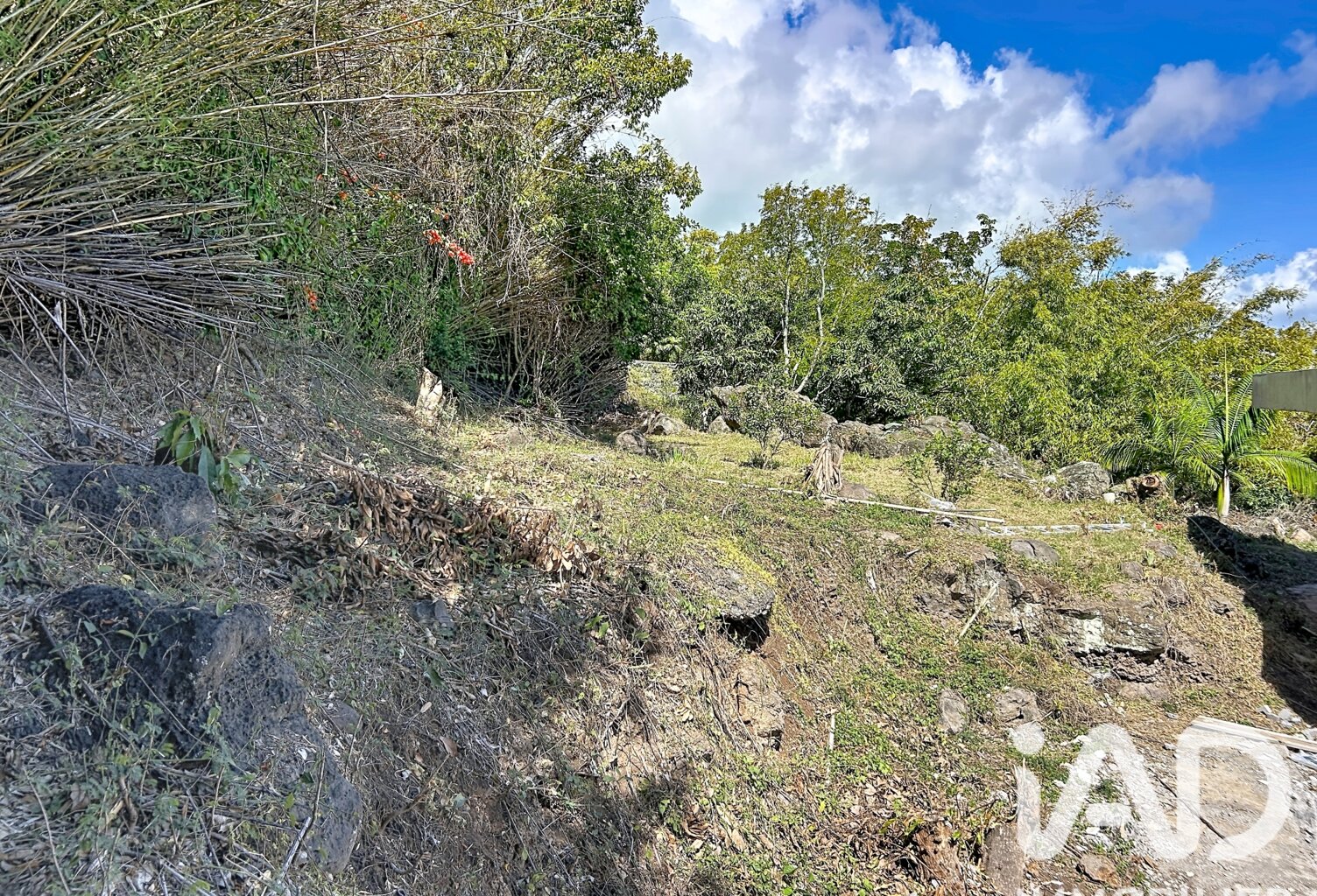 Vente Terrain à bâtir 700 m&sup2; — photo 1