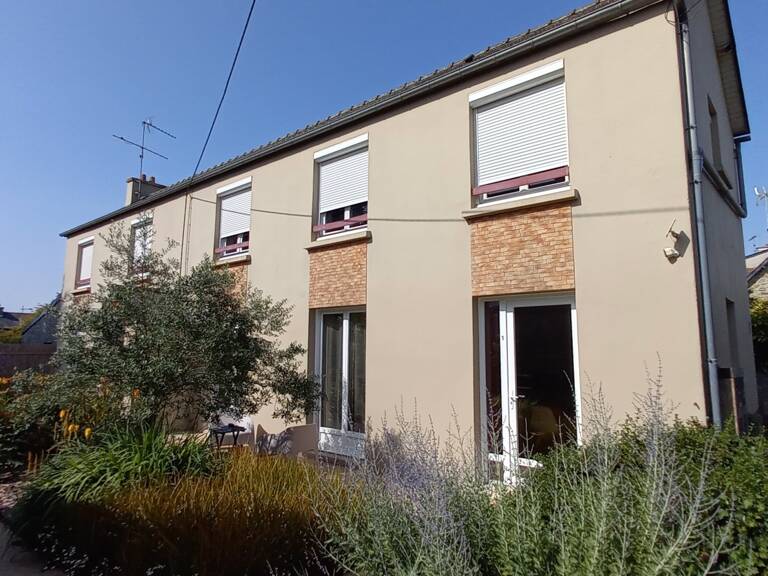 Vente Immeuble 141 m&sup2; — photo 1