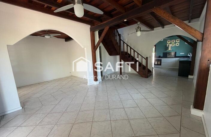 CHARMANTE VILLA T5 AVEC PISCINE ET TERRASSE — photo 3