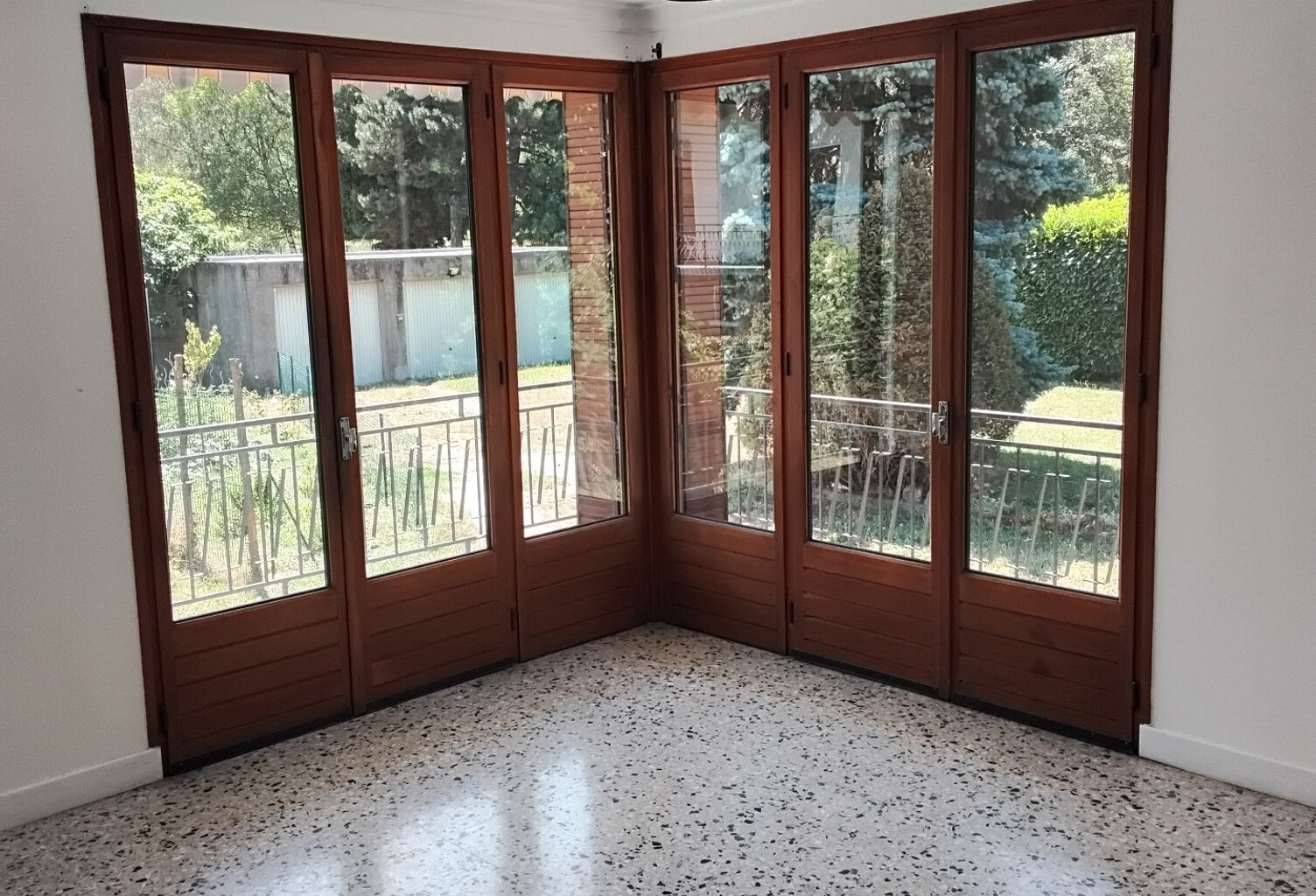 Dans petite résidence, grand T4 de 93m2 avec garage double — photo 1