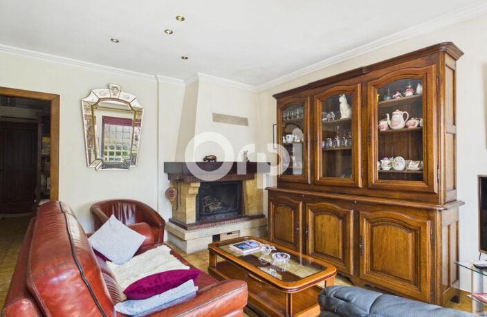 PÉGOMAS - PLAIN-PIED - 4 CHAMBRES - STATIONNEMENTS — photo 4