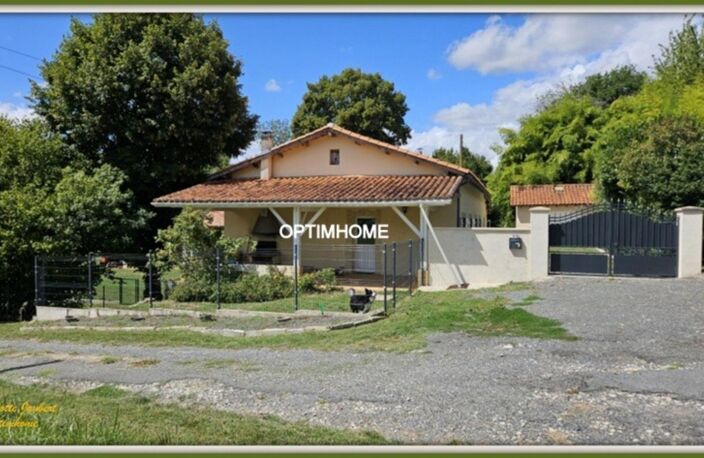 Ancien moulin rénové – 3,7 hectares au calme avec dépendances équestres — photo 2