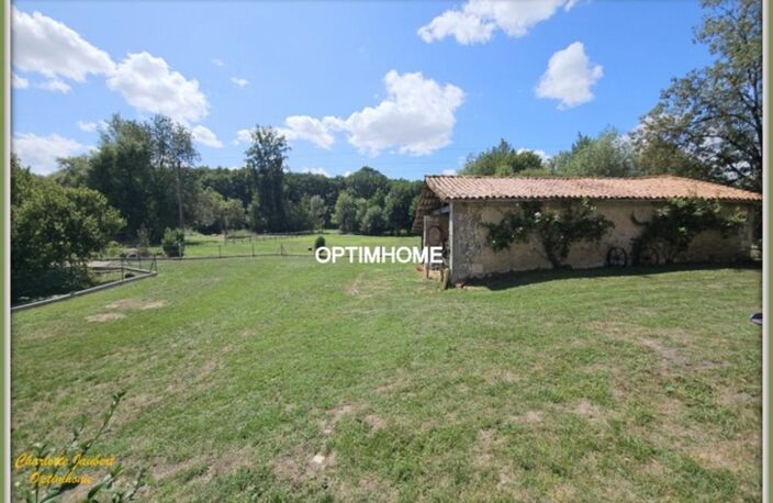 Ancien moulin rénové – 3,7 hectares au calme avec dépendances équestres — photo 3