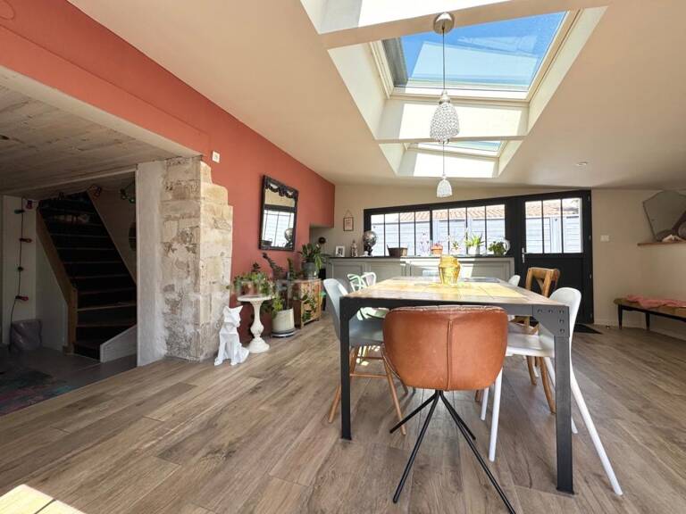 Maison familiale de caractère – Charme rétais et confort contemporain — photo 1
