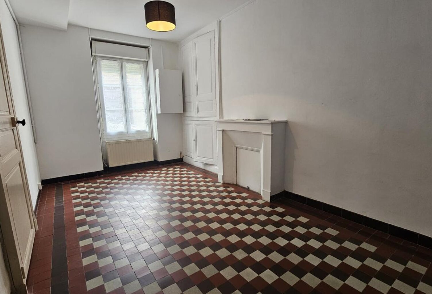 Maison ancienne LE LUDE (72) — photo 1