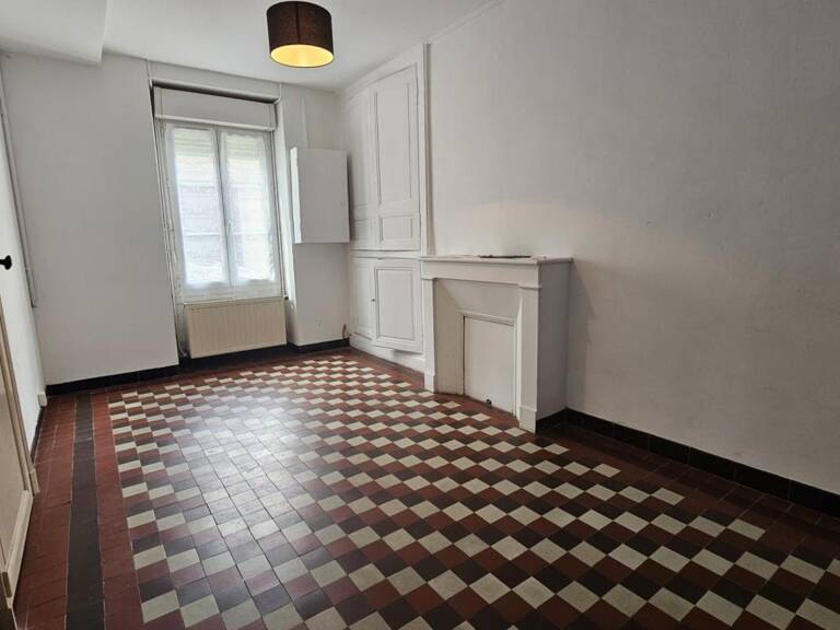 Maison ancienne LE LUDE (72) — photo 1