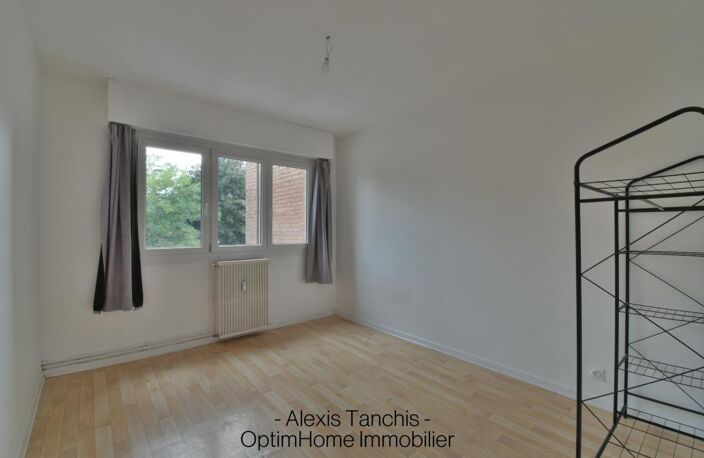 Saint-André-lez-Lille – T3 lumineux 2 chambres avec parking collectif et cave — photo 4
