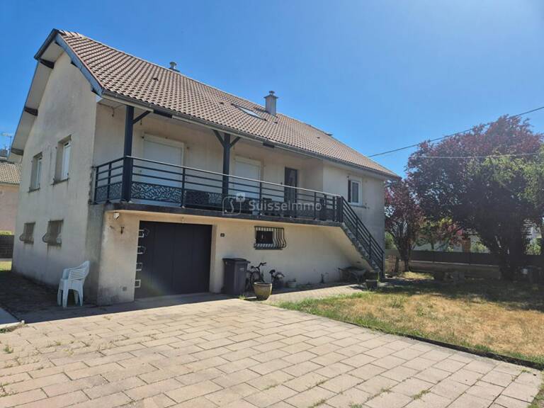Maison  5 pièce(s) 130  m2 Saint-Loup-sur-Semouse — photo 1