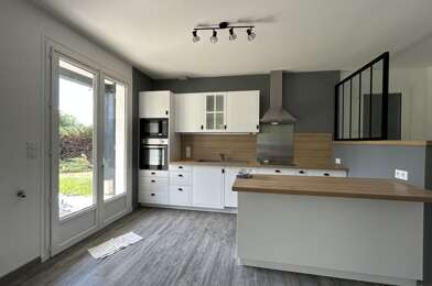 Maison 4 pièces 890 €