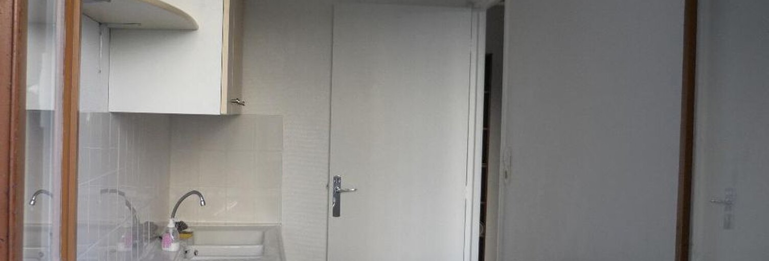 Appartement 1 Pièce 27 m² à louer à Paris 18 (75018)