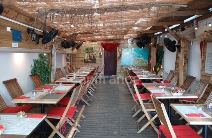 BELLE OPPORTUNITÉ - PIZZERIA - STE LUCE - SUPERBE EMPLACEMENT - FORT POTENTIEL — photo 2