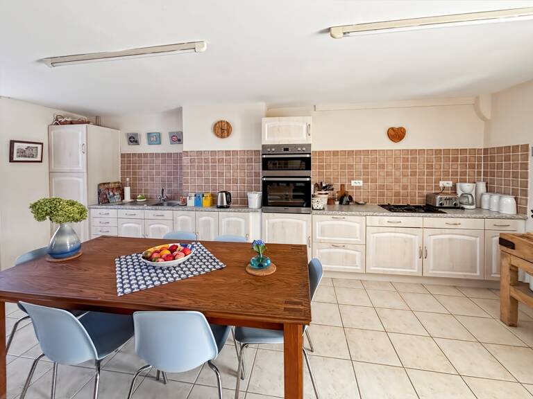 Maison en pierre de 136 m² sur 2720m² de terrain atelier de 108m² Saint Clément Rancoudray (vie de plain pied) — photo 1