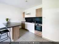 Bel appartement T3 avec grande loggia vue jardin — photo 2