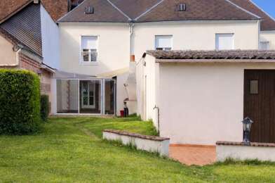Immeuble  242000 €