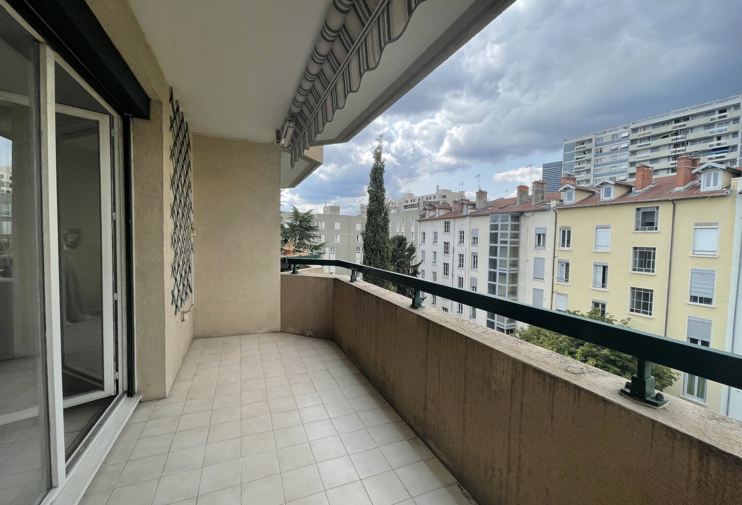 LYON 3e /TRES BEAU T5 — photo 1