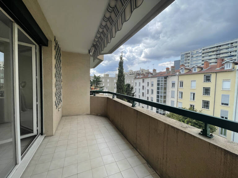 LYON 3e /TRES BEAU T5 — photo 1
