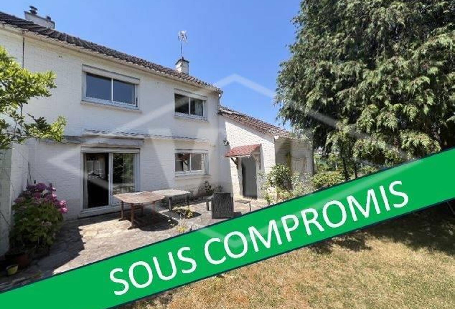 Vente maison 6 pièces 100 m² Combs-la-Ville (77380) — photo 1