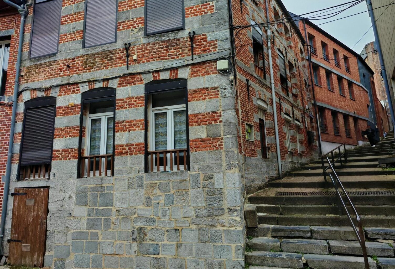 Belle façade — photo 1