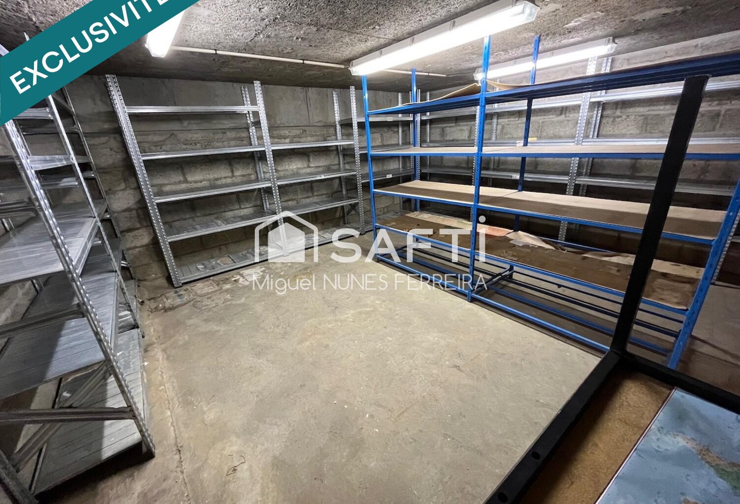 Local d'archives - Réserve - Cave — photo 1
