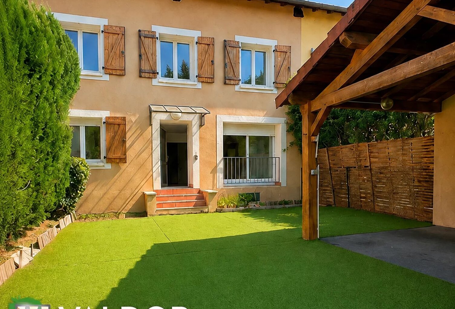 Maison de plain-pied 3 chambres avec jardin et stationnement privatif. — photo 1