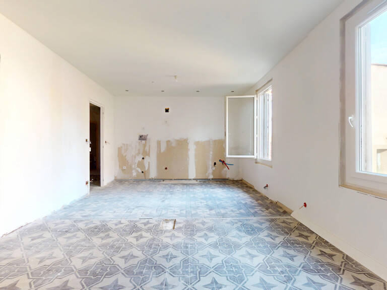 APPARTEMENT DE CARACTÈRE AU COEUR DU CENTRE HISTORIQUE   PLAC — photo 1