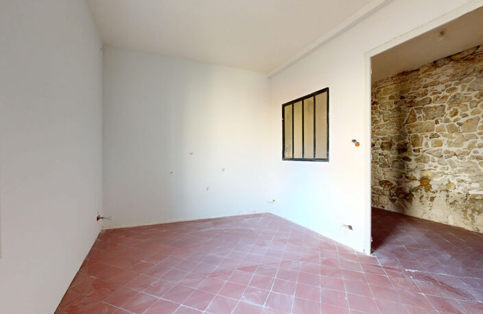 APPARTEMENT DE CARACTÈRE AU COEUR DU CENTRE HISTORIQUE   PLAC — photo 5