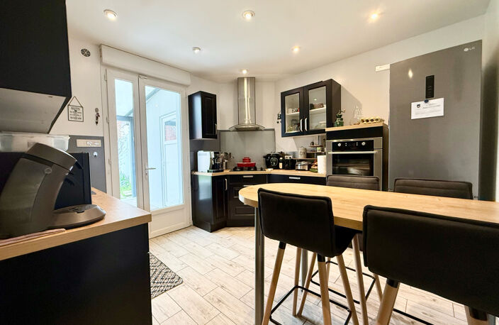 MOREUIL - MAISON MITOYENNE - 6 CHAMBRES - JARDIN - GARAGE - — photo 2