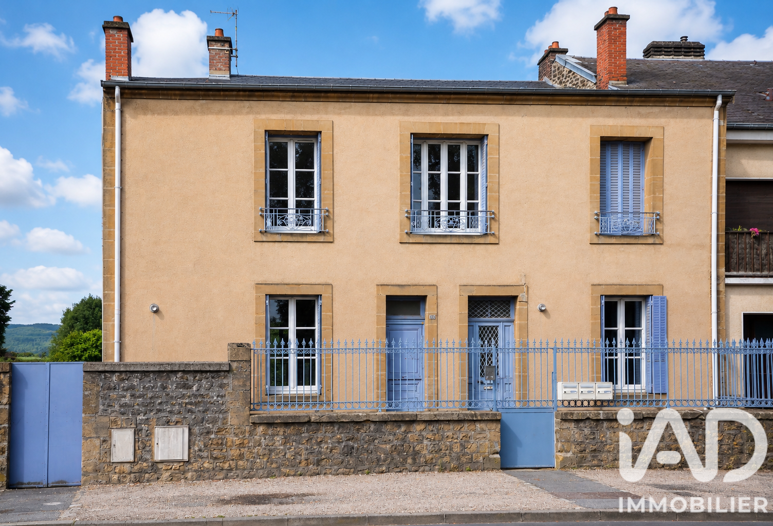 Vente Immeuble 200 m&sup2; — photo 1