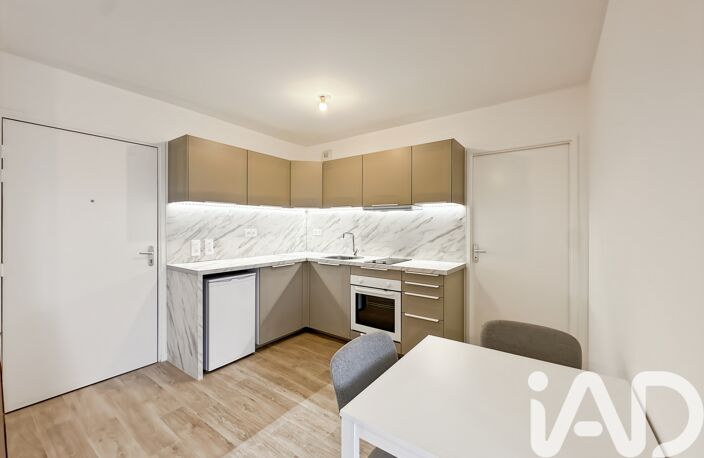 Location Appartement 1 pièce — photo 2