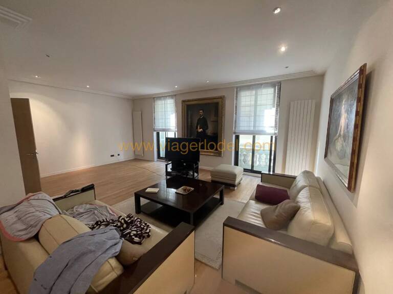 Réf. 10 146 - VENTE AVEC RESERVE DU DROIT D'USAGE ET D'HABITATION - NICE (06) — photo 1