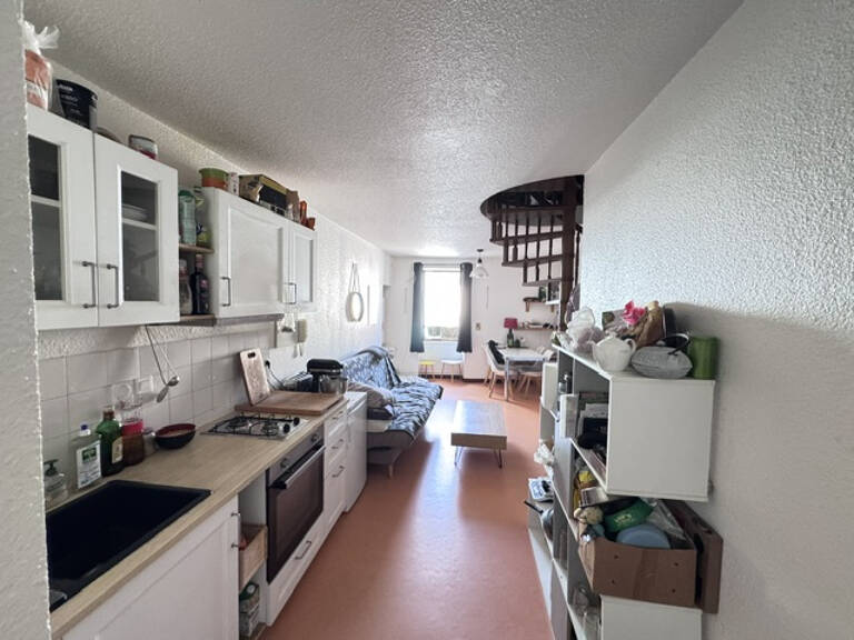 Au centre de MOIRANS-EN-MONTAGNE, T2 duplex meublé — photo 1