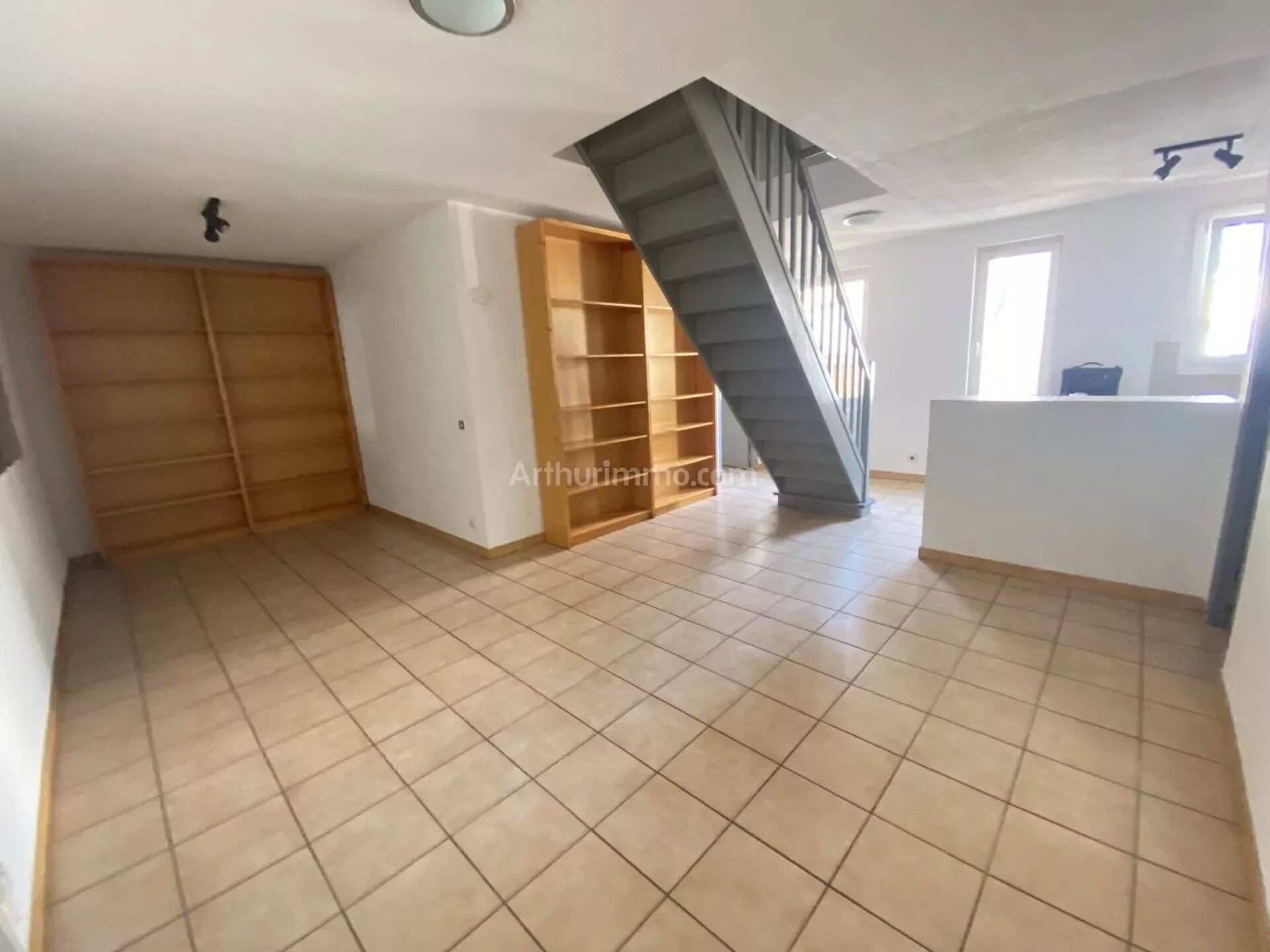 Appartement 4 pièces 66 m² · à Aubagne · 66 m² · 930 €/mois