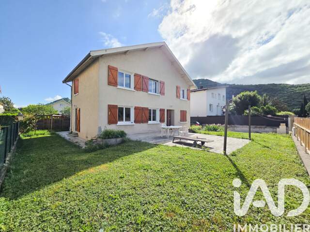 Vente Maison/villa 8 pièces — photo du bien