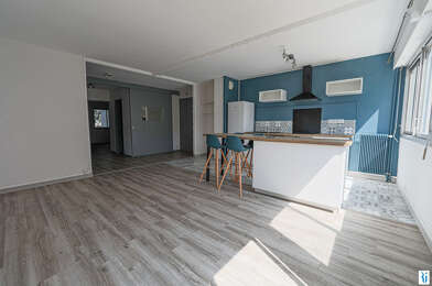 Appartement 3 pièces 880 €