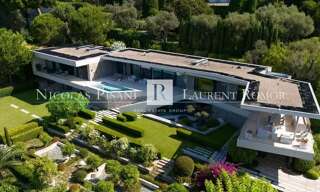 Maison 10 Pièces 625 m² à vendre à Antibes (06160)
